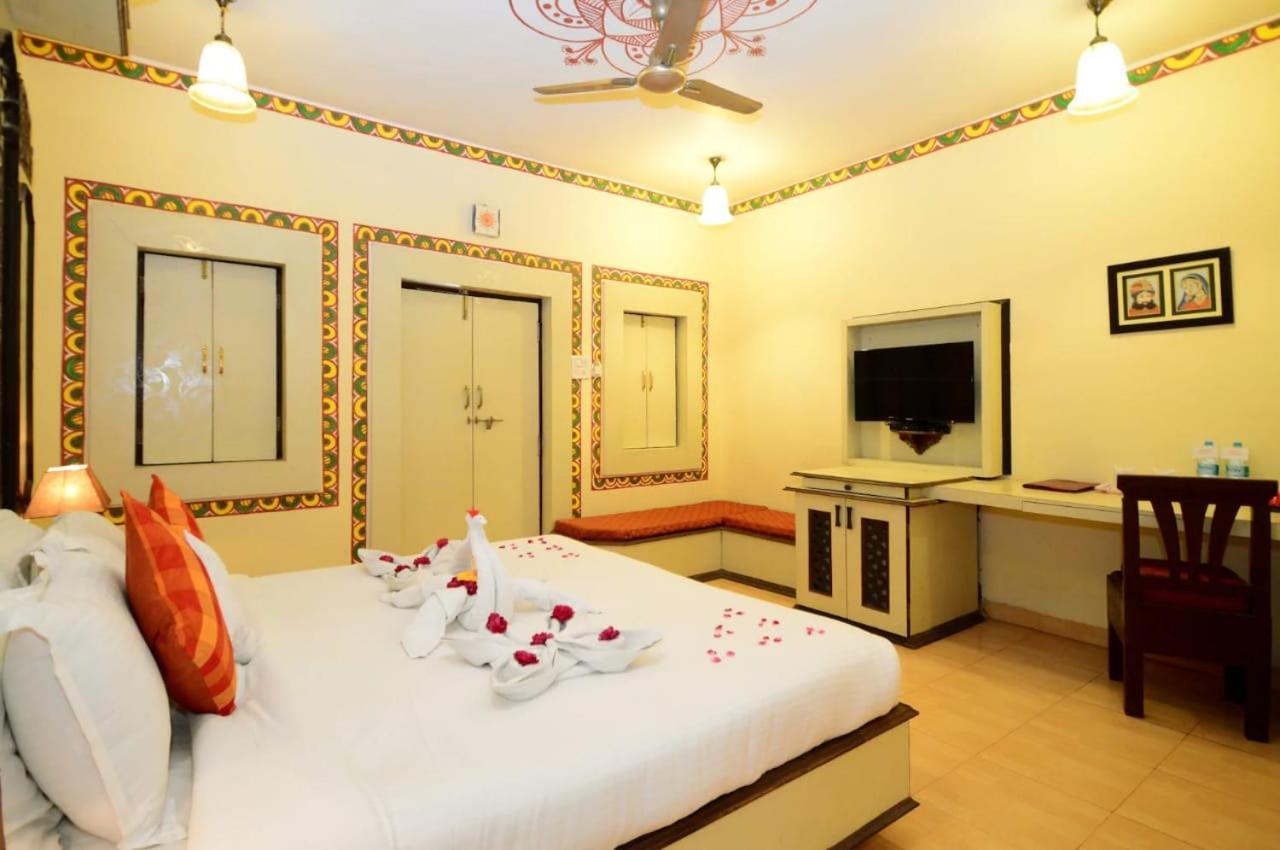 Chokhi Dhani 3* Indore